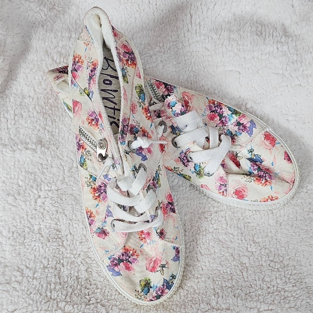 Blowfish White and Pink Canvas Sneakers with Floral Design